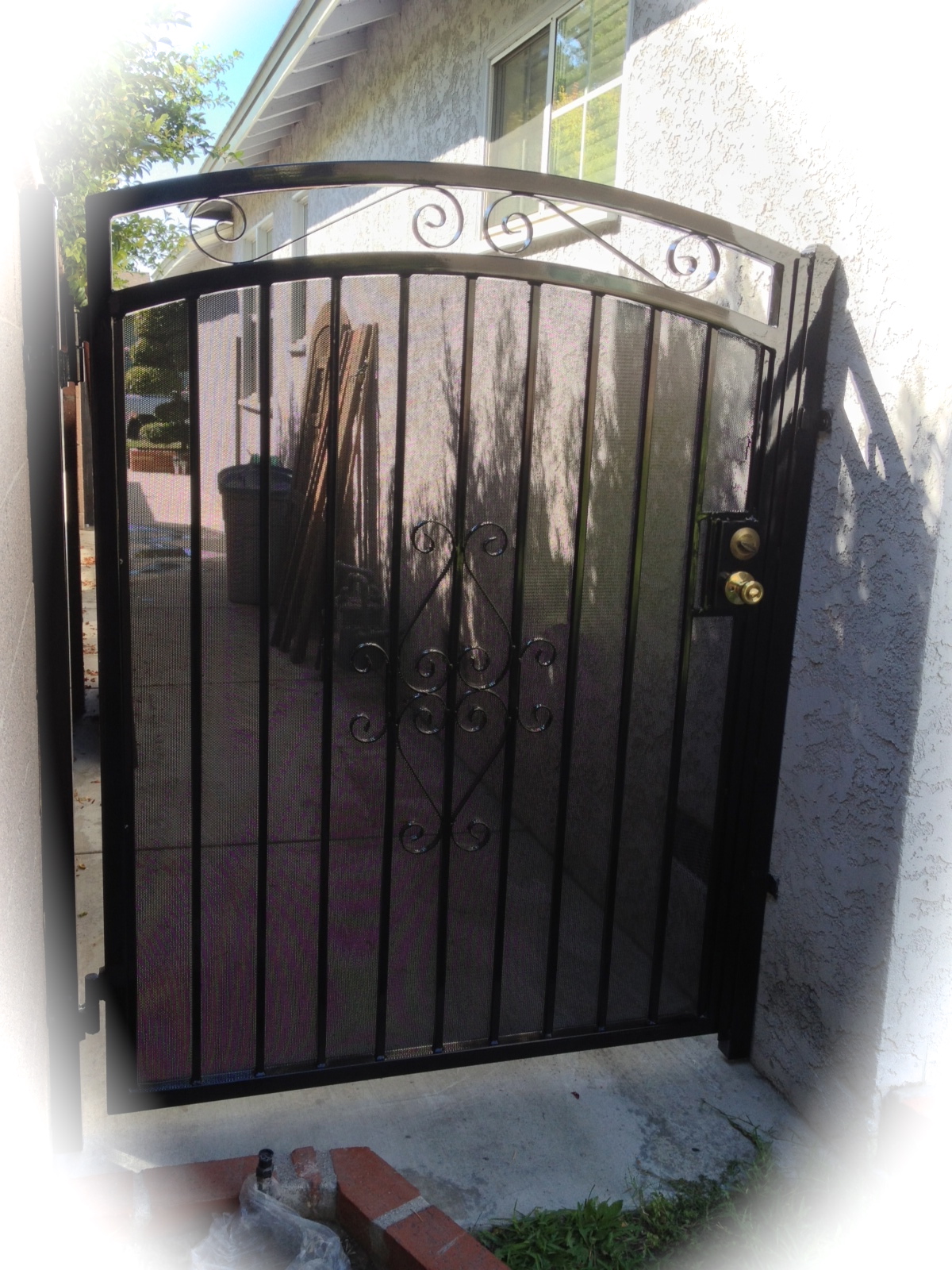 iron gate straight top fancy scroll sheet metal