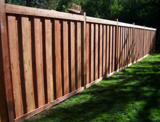 Custom Wooden Fencing Lakewood and Bellflower