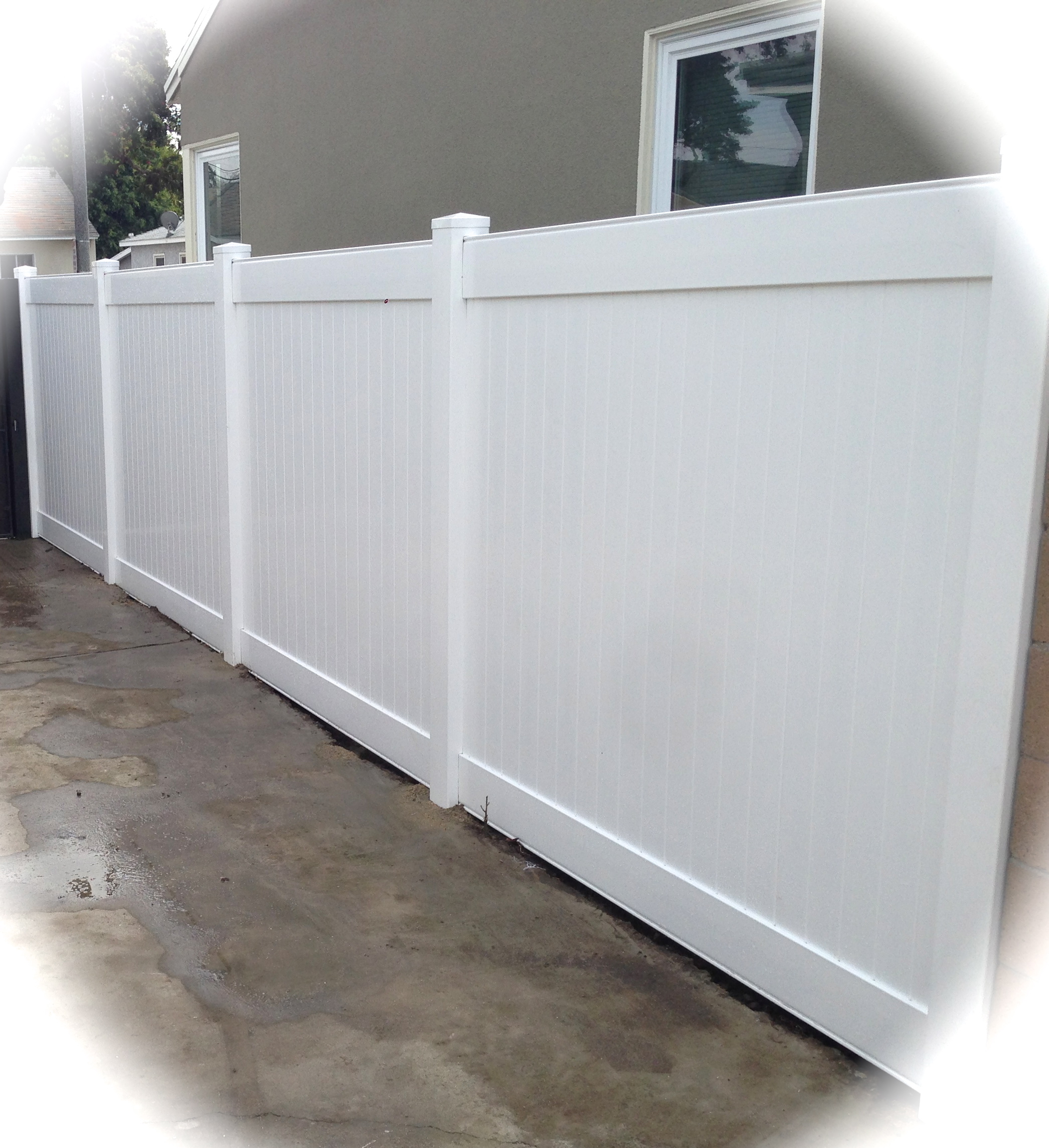 vinyl fence